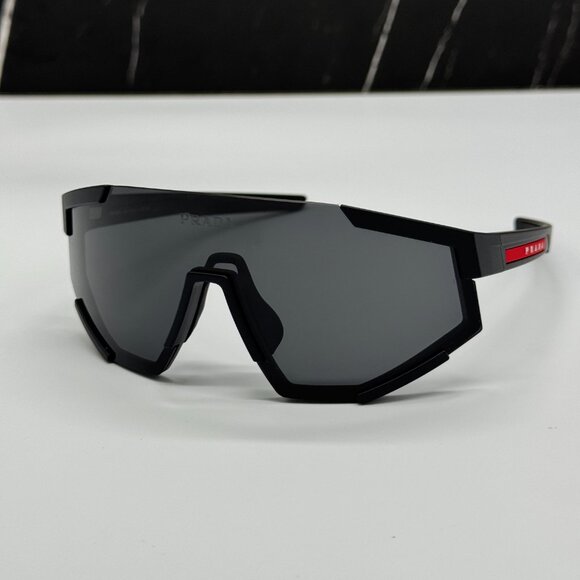 NEW PRADA LINEA ROSSA SPS 04W DG006F UNISEX PRADA PS04WS DG006F BLACK PS 04WS - Picture 2 of 9